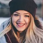 Emily, Online shop owner